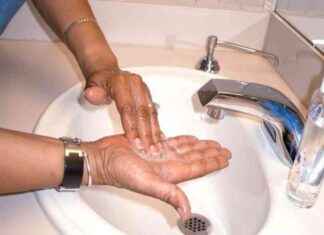 Guinea, Afrika Uyuz Humani Trypanosomiasis’i Yok Etmede WHO’dan Övgü Aldı. guinea-afrika-uyuz-humani-trypanosomiasisi-yok-etmede-whodan-vg-ald