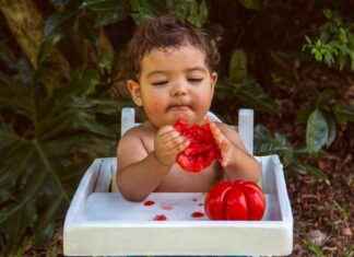 Bebeklere çeşitli yiyeceklerin erken verilmesi alerji riskini azaltabilir bebeklere-eitli-yiyeceklerin-erken-verilmesi-alerji-riskini-azaltabilir